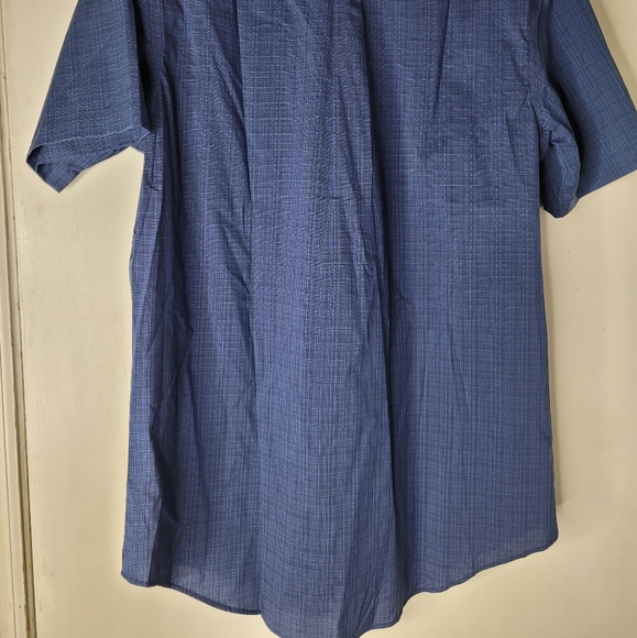 NWT Van Heusen shirt - Picture 4 of 6